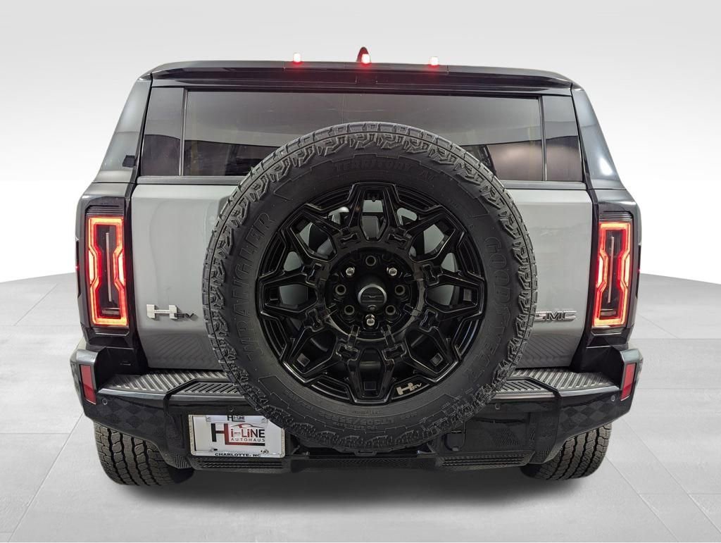 Used 2025 GMC Hummer EV 2X image 27