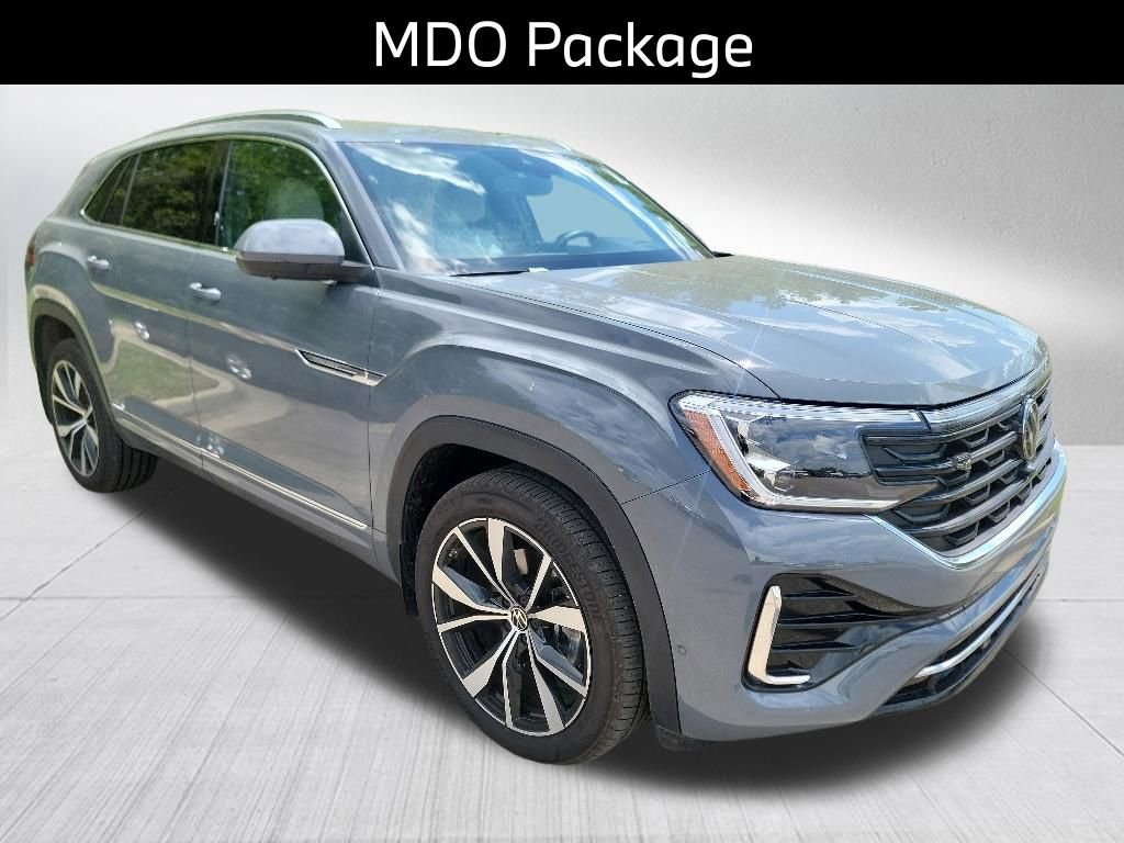 Used 2026 Volkswagen Atlas Cross Sport SEL Premium R-Line AWD/4WD image 5