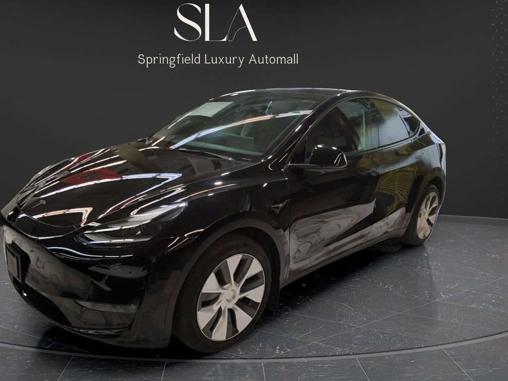 Used 2023 Tesla Model Y Long Range image 9