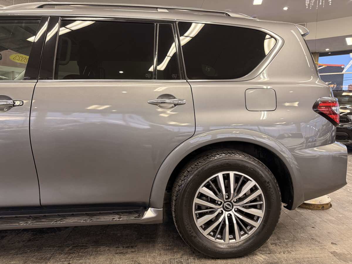 Used 2023 Nissan Armada SL w/ Captain's Chairs Package image 21