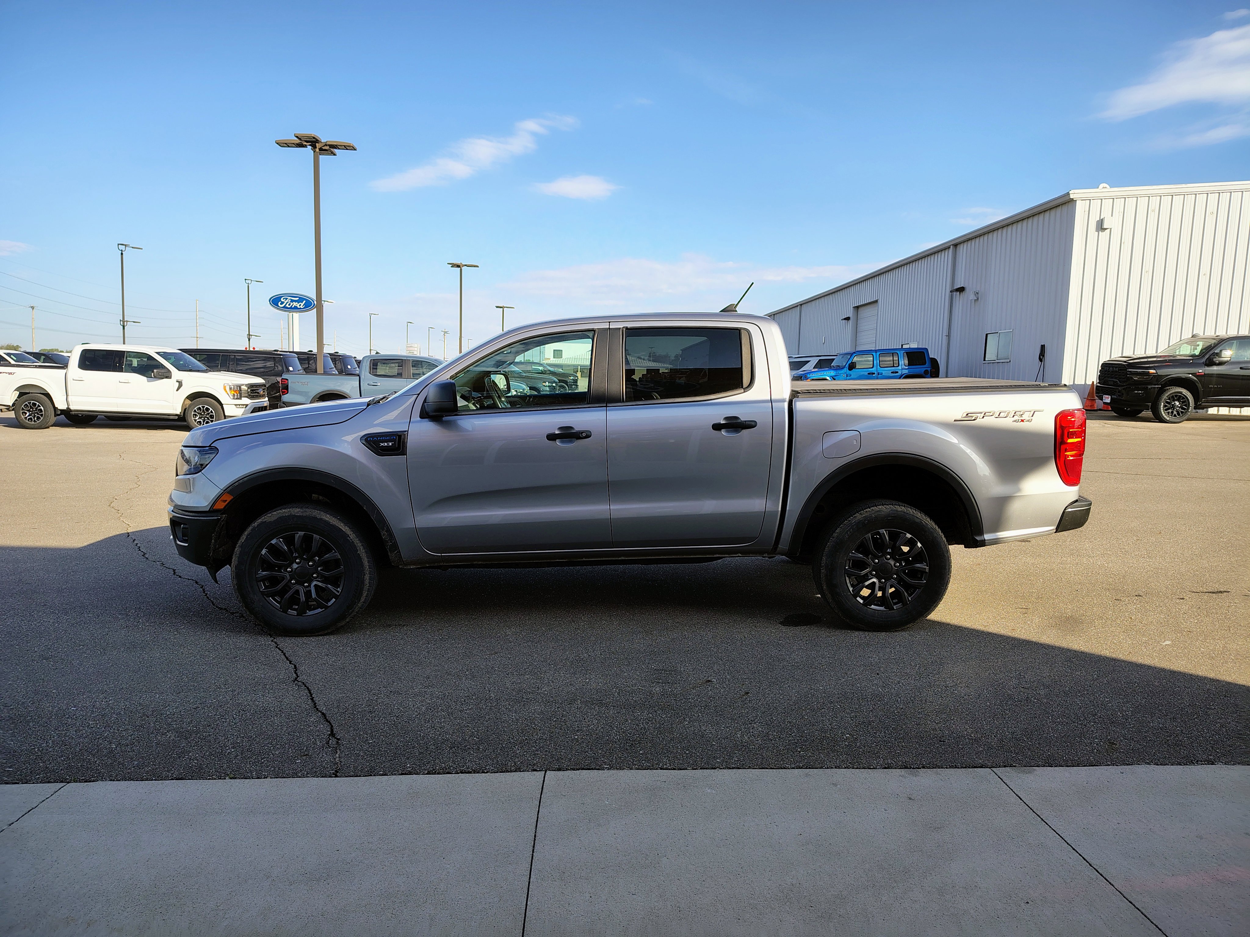 Used 2020 Ford Ranger XLT w/ Equipment Group 301A Mid AWD/4WD image 5