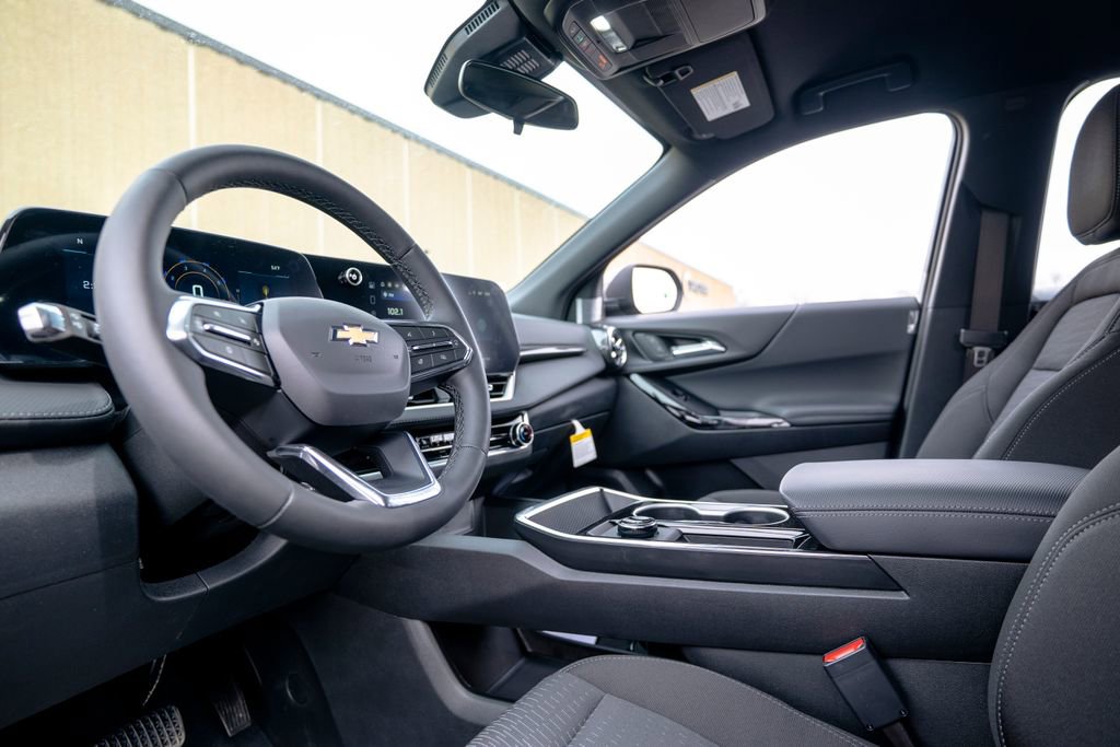 New 2026 Chevrolet Equinox LT image 5