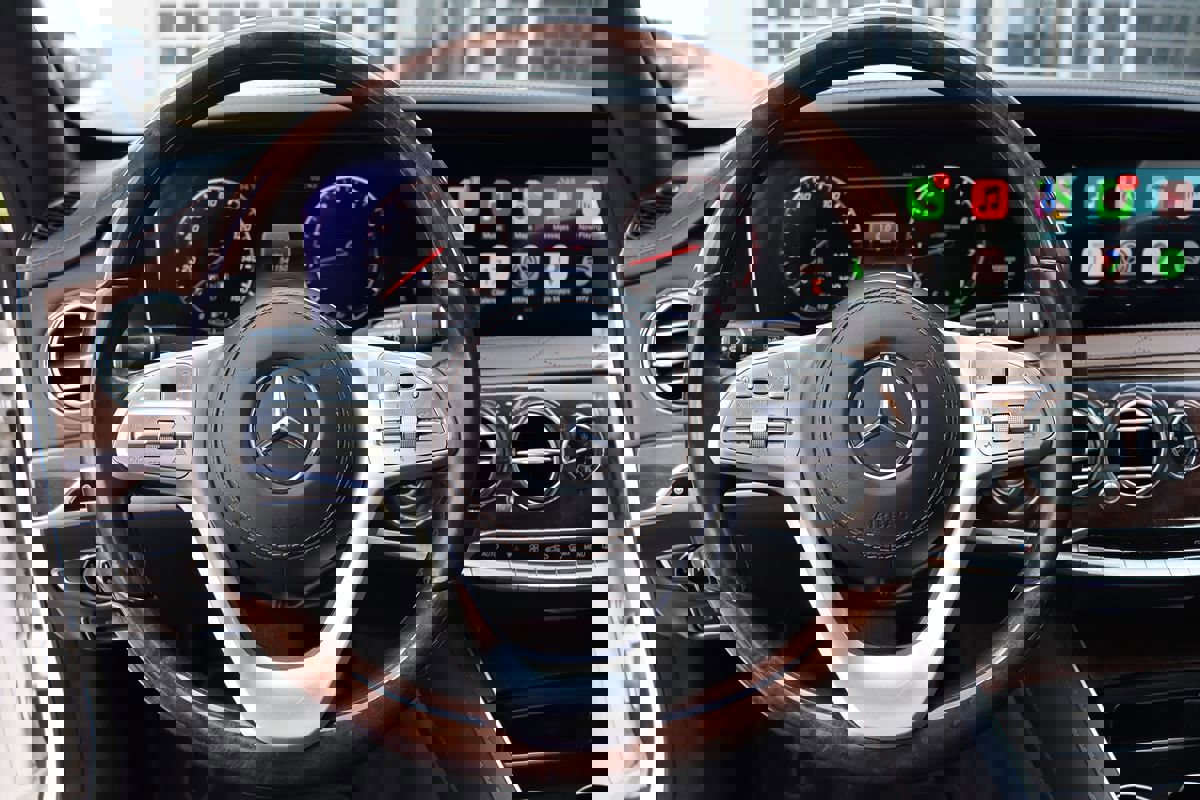 Used 2018 Mercedes-Benz S 560 4MATIC Sedan image 14