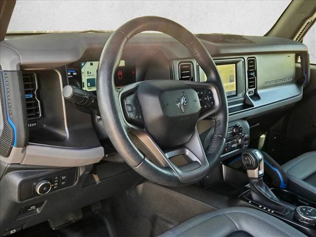 Used 2022 Ford Bronco Black Diamond image 10