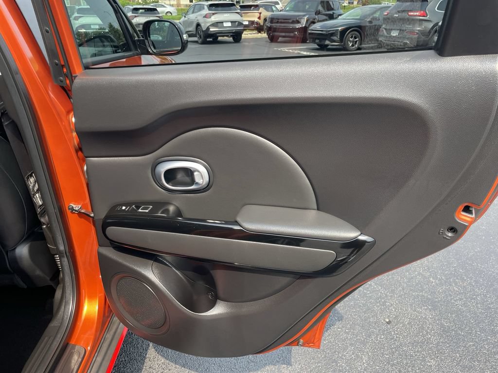 Used 2018 Kia Soul ! w/ Tech Package FWD image 22