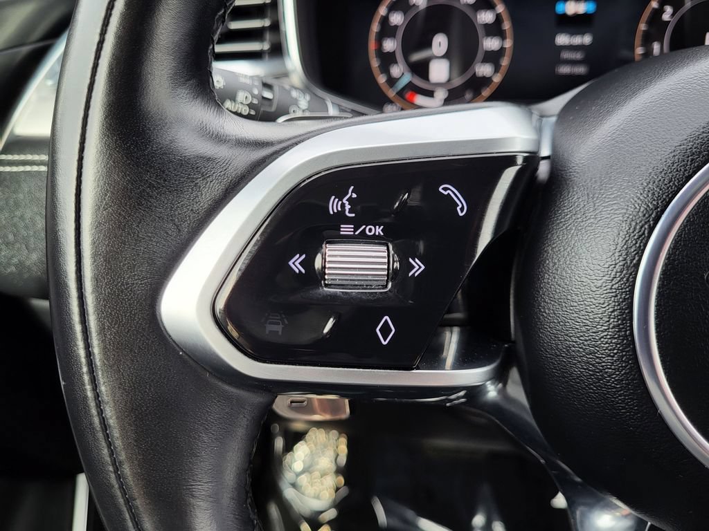 Used 2024 Jaguar F-PACE R-Dynamic S AWD/4WD image 17