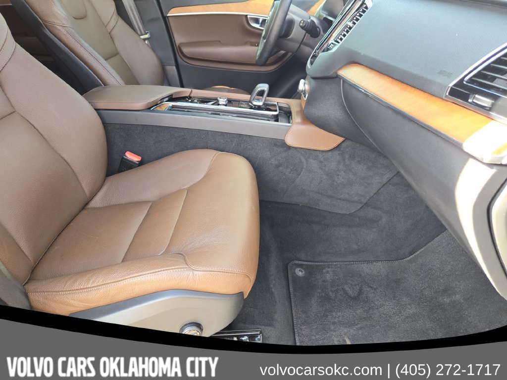 Certified 2023 Volvo XC90 B6 Plus w/ Protection Package Premier AWD/4WD image 15