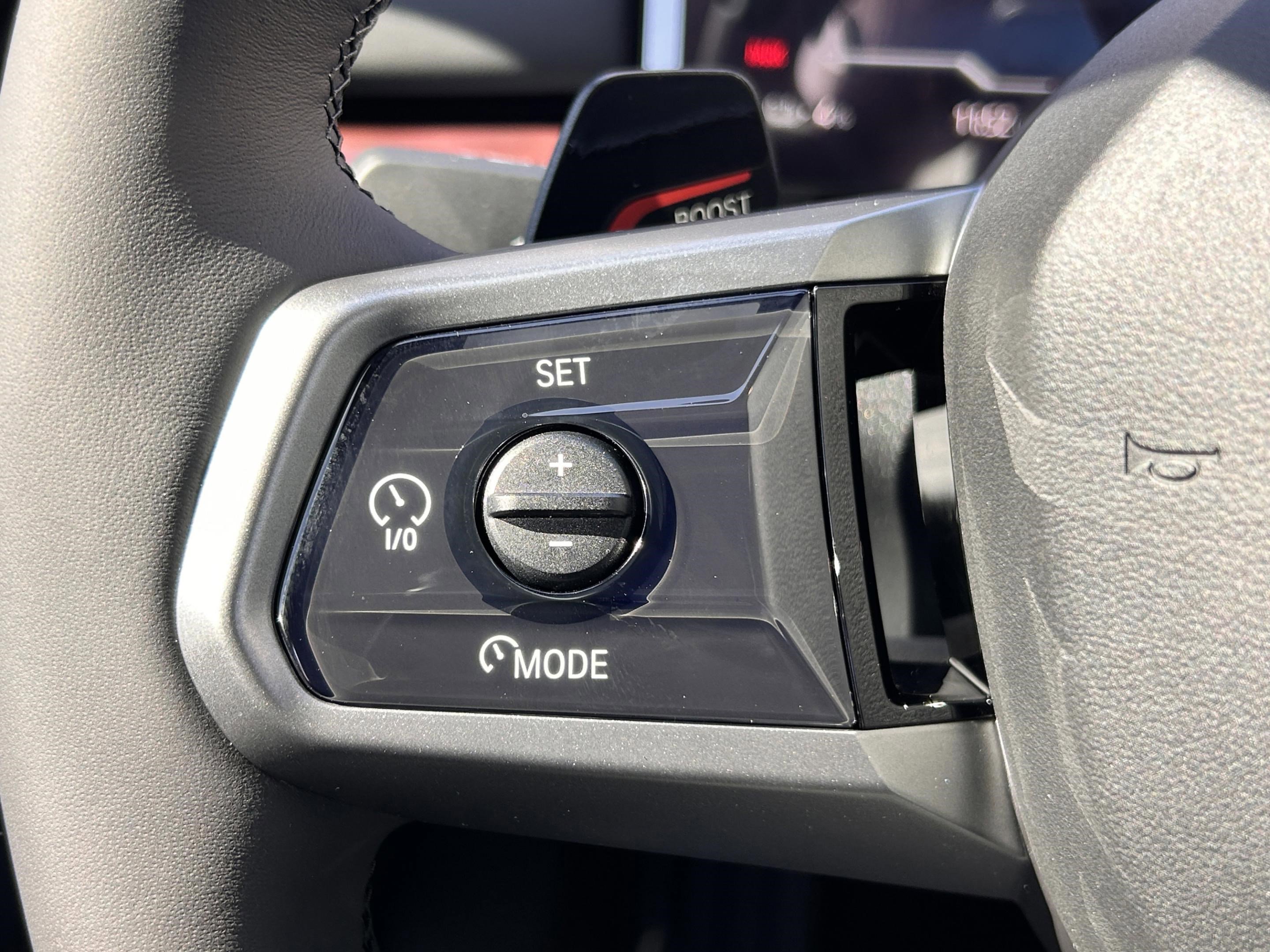 Used 2026 BMW i5 eDrive40 w/ M Sport Package image 9