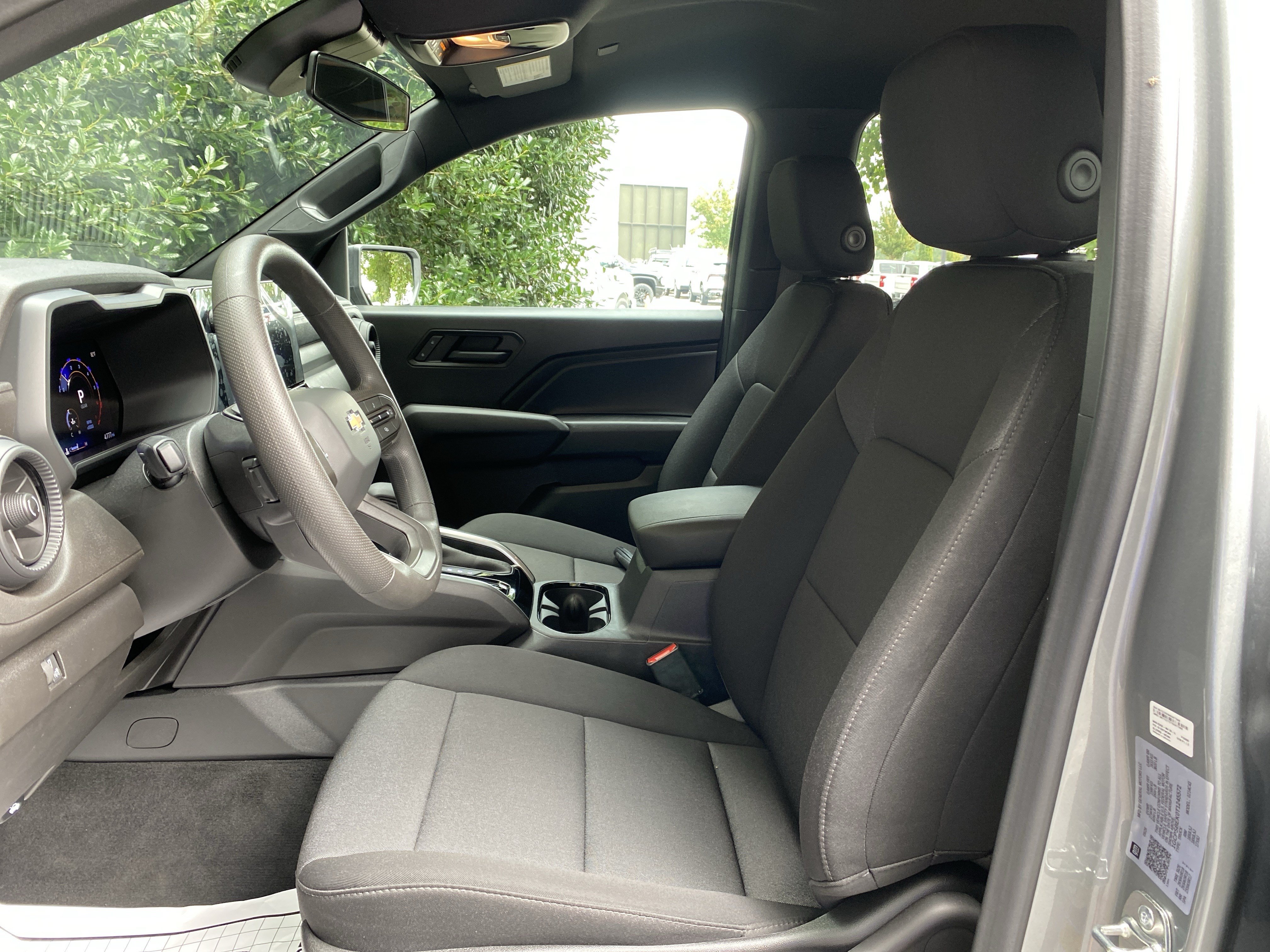 Used 2026 Chevrolet Colorado W/T RWD image 16