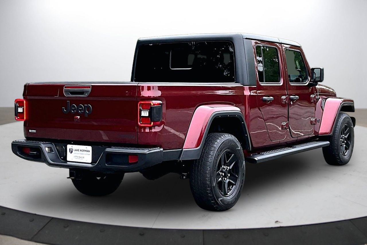 Certified 2021 Jeep Gladiator Sport AWD/4WD image 9
