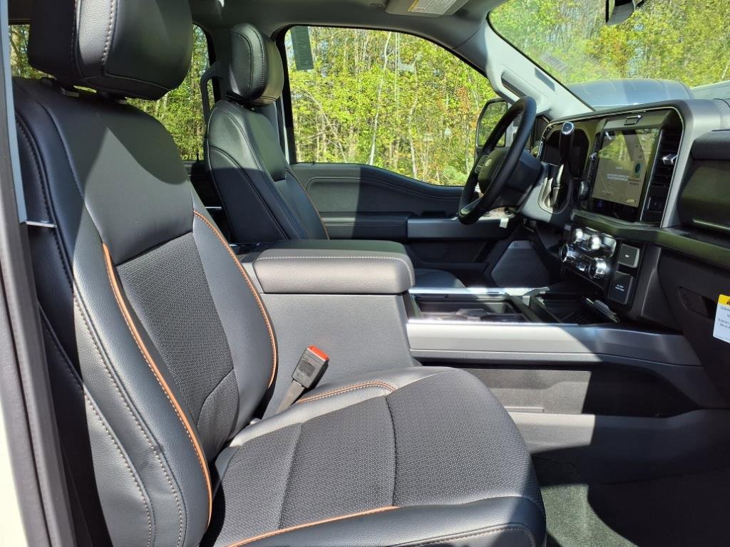 New 2025 Ford F350 Lariat w/ Lariat Ultimate Package image 11