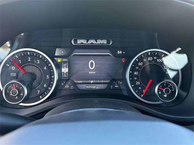 New 2026 RAM 1500 4x4 Crew Cab image 34