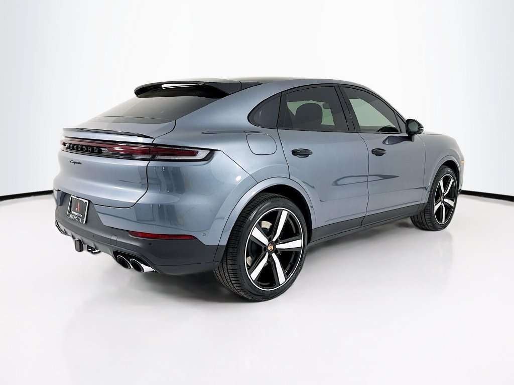 New 2026 Porsche Cayenne Coupe AWD/4WD image 9