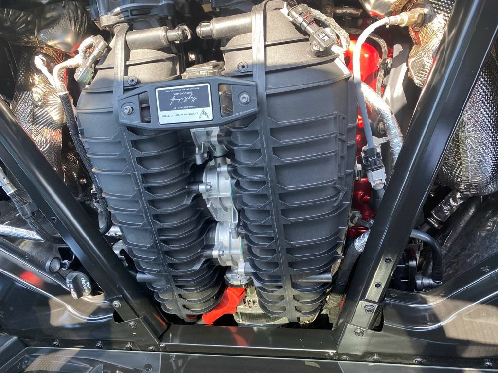 Used 2025 Chevrolet Corvette Z06 RWD image 32