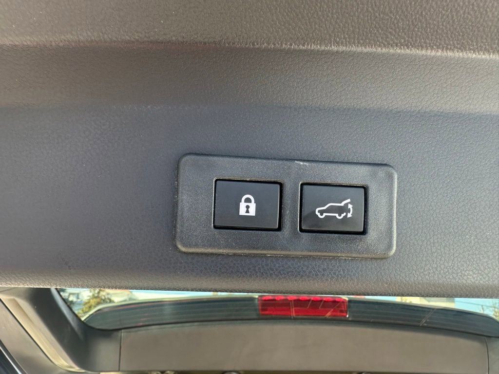 Used 2025 Subaru Ascent Premium image 14