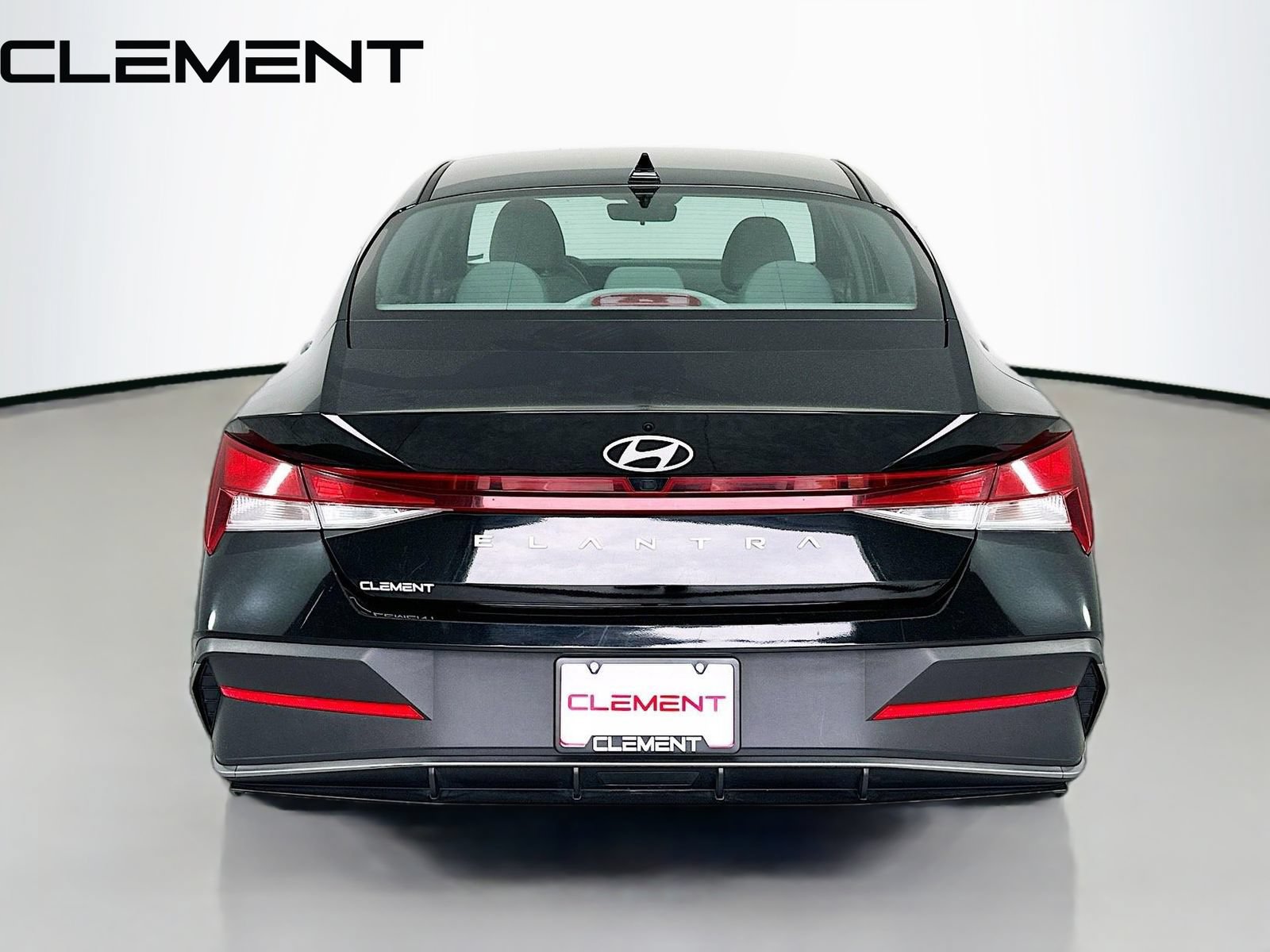 Certified 2024 Hyundai Elantra SEL FWD image 8