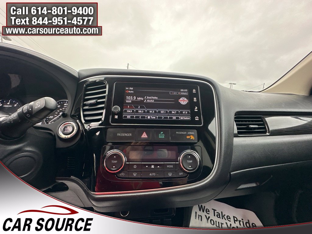 Used 2017 Mitsubishi Outlander SEL FWD image 14