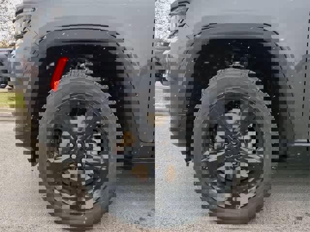 New 2025 Jeep Grand Cherokee L Altitude image 14