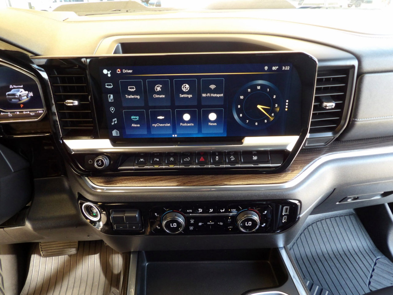 Used 2022 Chevrolet Silverado 1500 LT Trail Boss w/ LT Trail Boss Premium Package image 22