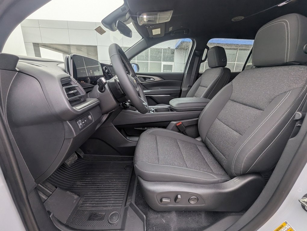 New 2026 Chevrolet Traverse LT w/ LPO, Floor Liner Package image 12