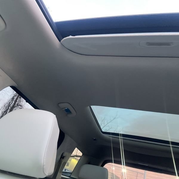 Used 2025 Hyundai Santa Fe Calligraphy image 9