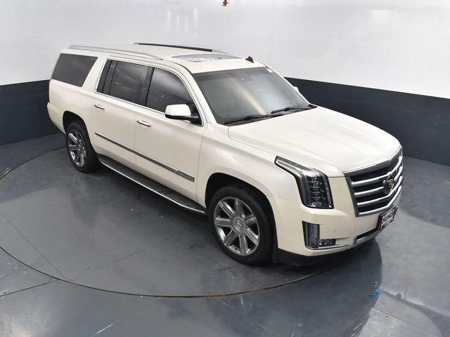 Used 2015 Cadillac Escalade ESV Luxury image 43