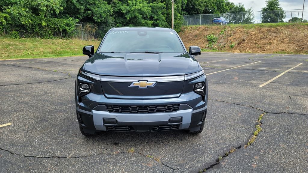 New 2026 Chevrolet Silverado EV LT image 4