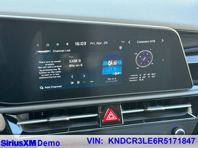 Used 2024 Kia Niro EX FWD image 37
