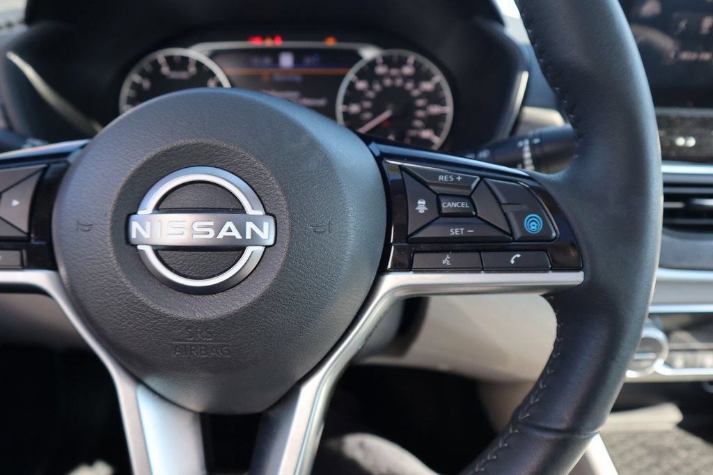 Certified 2025 Nissan Altima 2.5 SL FWD image 20