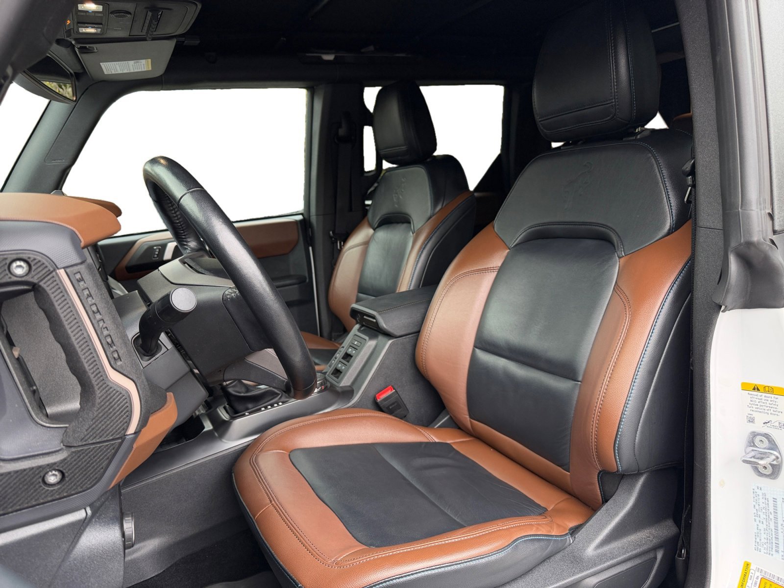 Used 2024 Ford Bronco Outer Banks w/ Sasquatch Package AWD/4WD image 10
