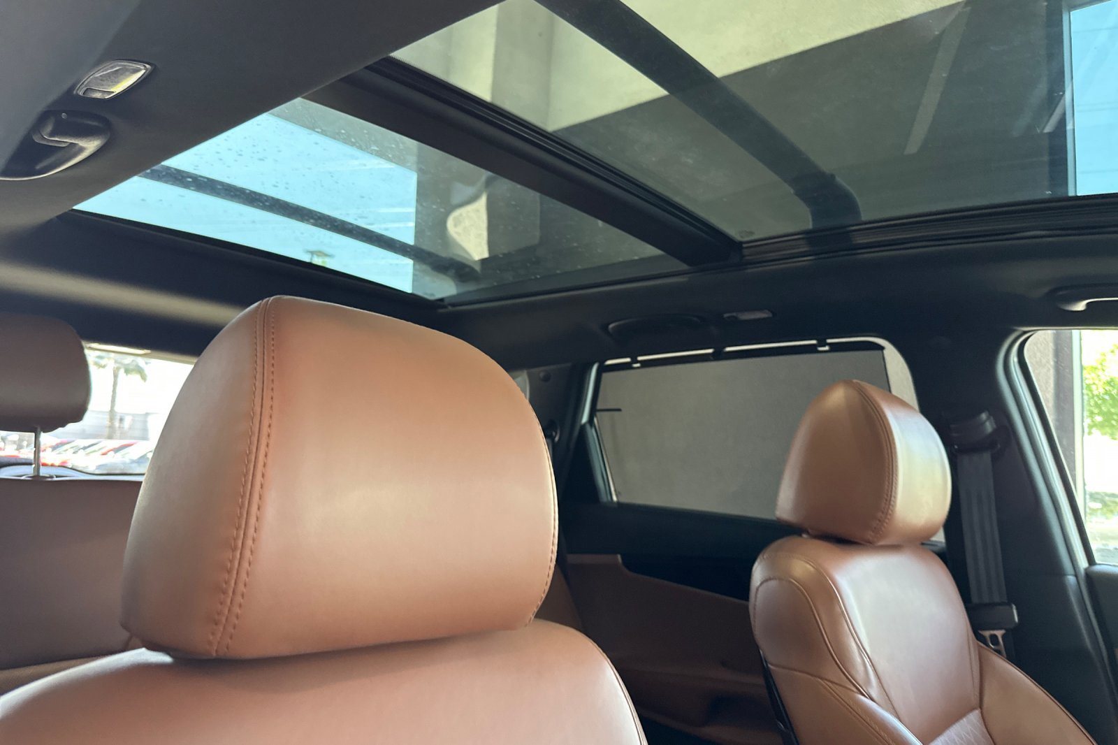 Used 2019 Kia Sorento SX image 18