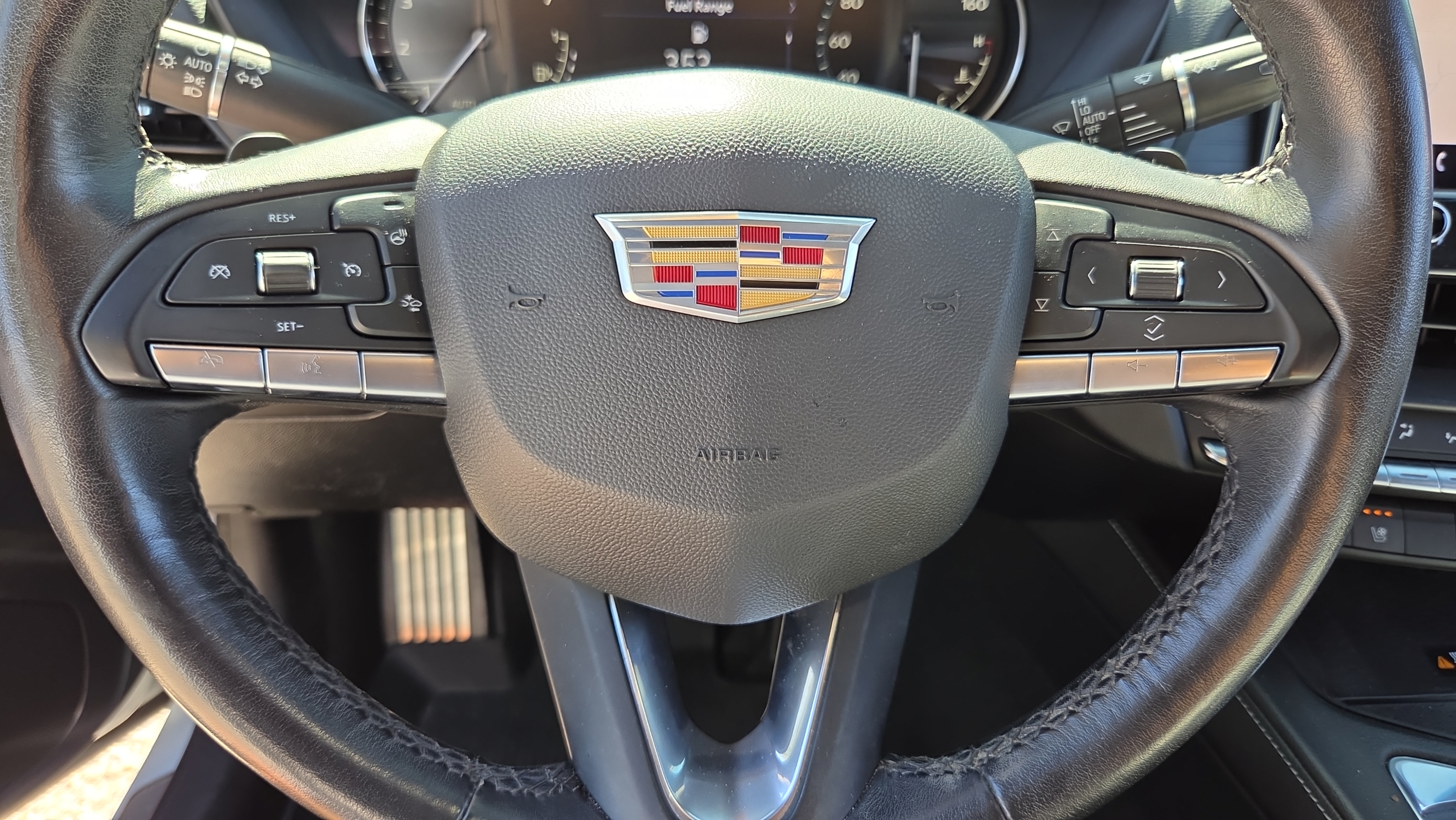 Used 2021 Cadillac CT4 Premium Luxury RWD image 25
