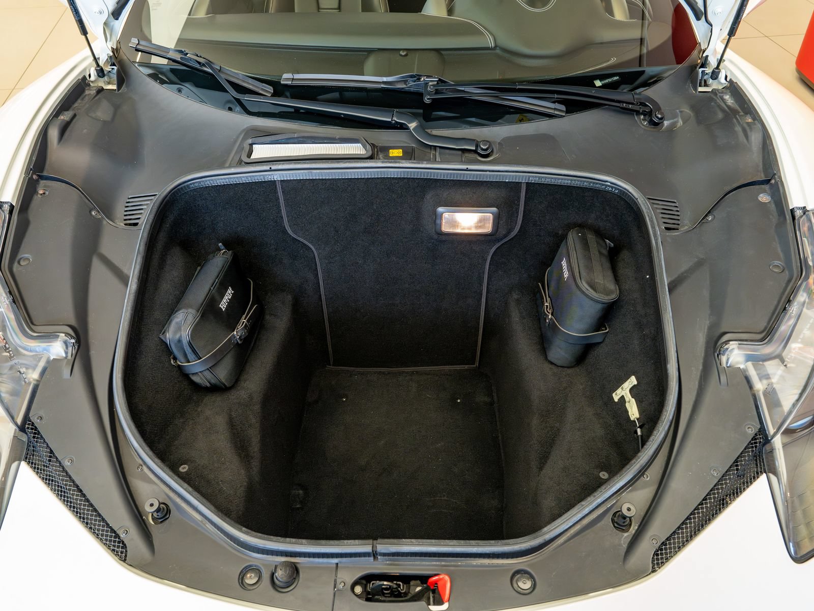 Certified 2015 Ferrari 458 Spider RWD image 22