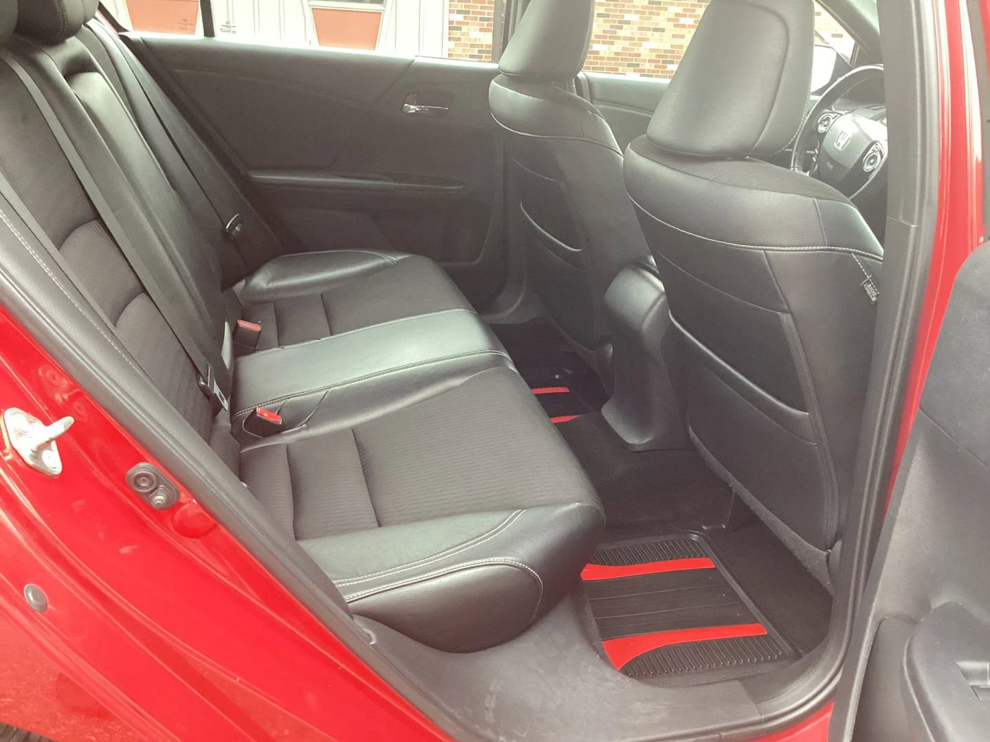 Used 2016 Honda Accord Sport image 14