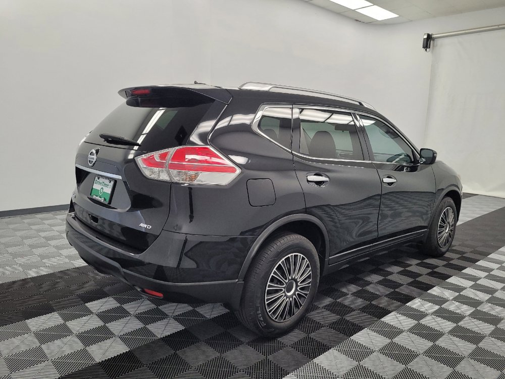 Used 2016 Nissan Rogue S w/ Appearance Package AWD/4WD image 9