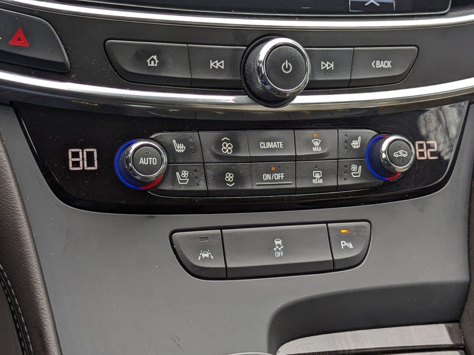 Used 2017 Buick LaCrosse Premium w/ Sun and Shade Package image 31