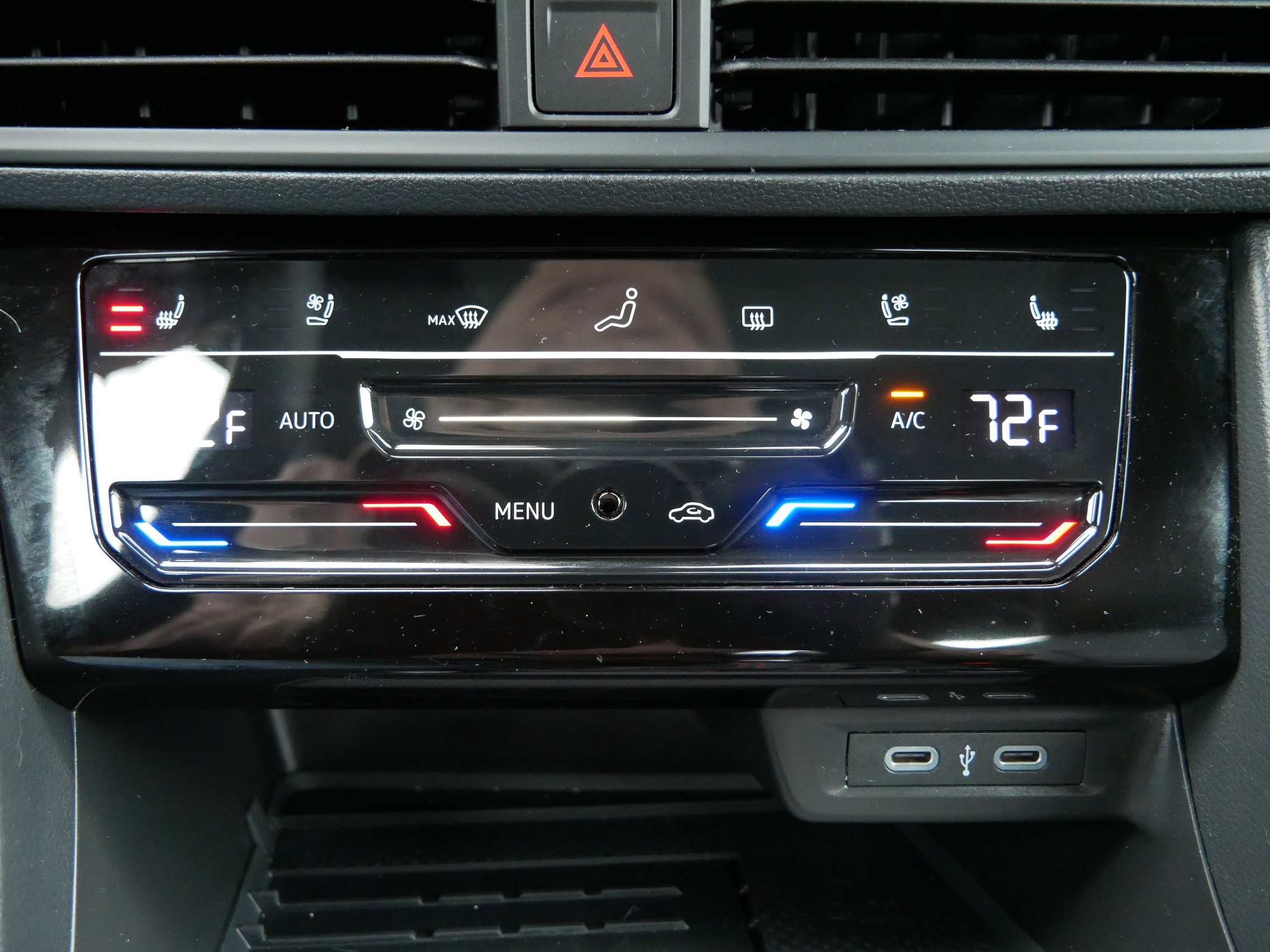 Certified 2025 Volkswagen Jetta GLI Autobahn image 29