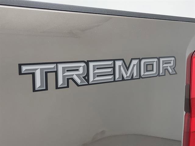 Used 2023 Ford F250 Lariat w/ Lariat Ultimate Package AWD/4WD image 8