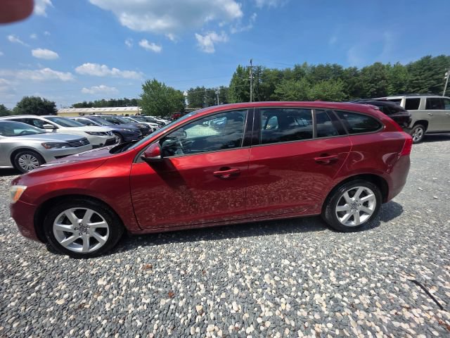 Used 2015 Volvo V60 T5 FWD image 8