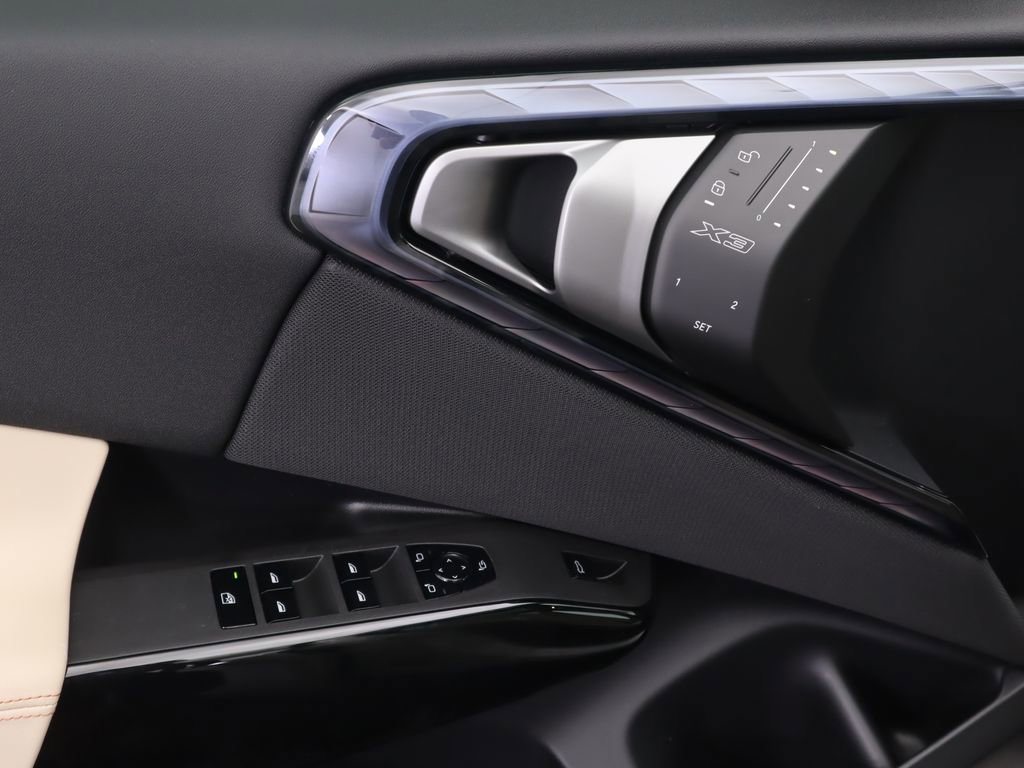 Used 2026 BMW X3 xDrive30 w/ Convenience Package image 25