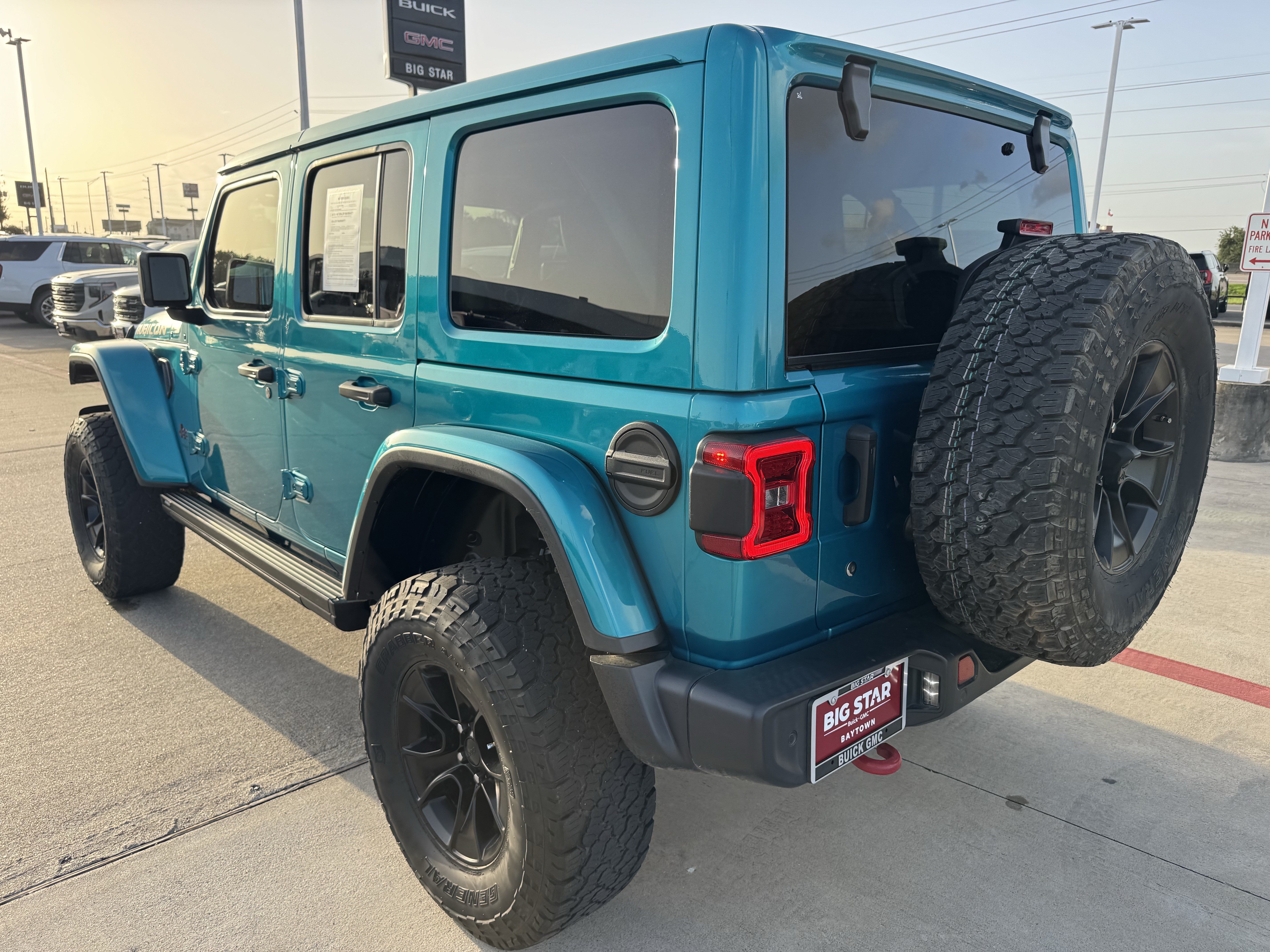 Used 2020 Jeep Wrangler Unlimited Rubicon AWD/4WD image 8