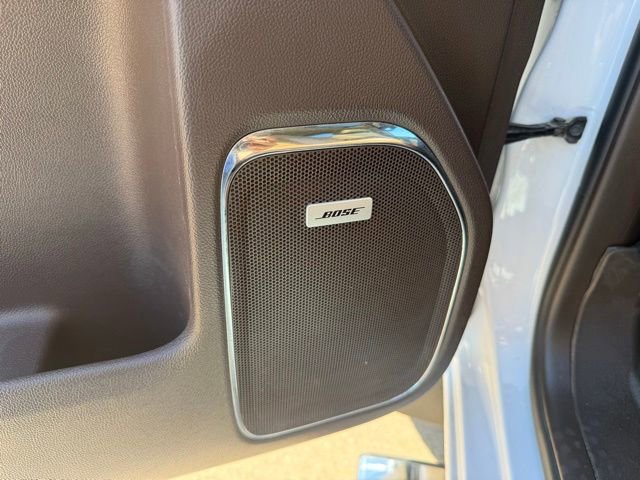 Used 2018 GMC Sierra 2500 Denali w/ Duramax Plus Package AWD/4WD image 13