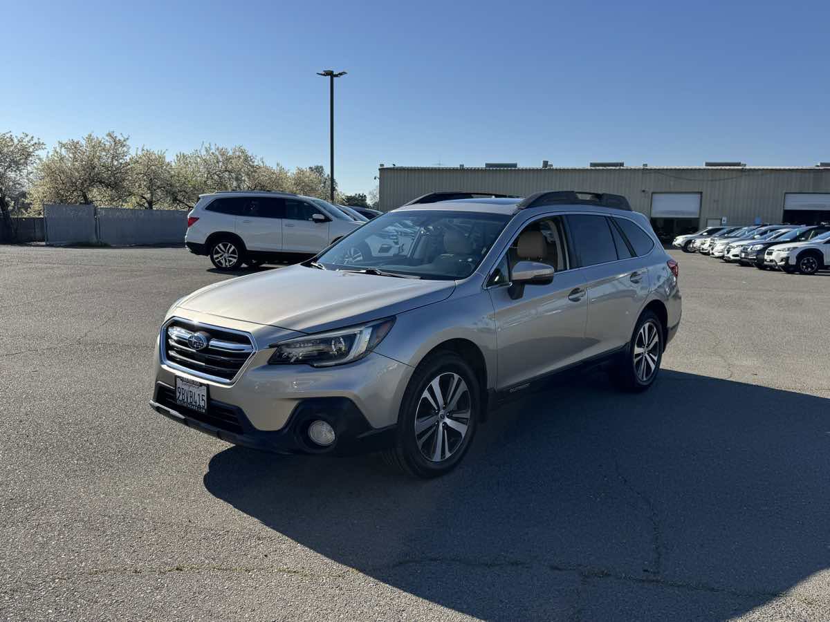 Used 2019 Subaru Outback 2.5i Limited image 5