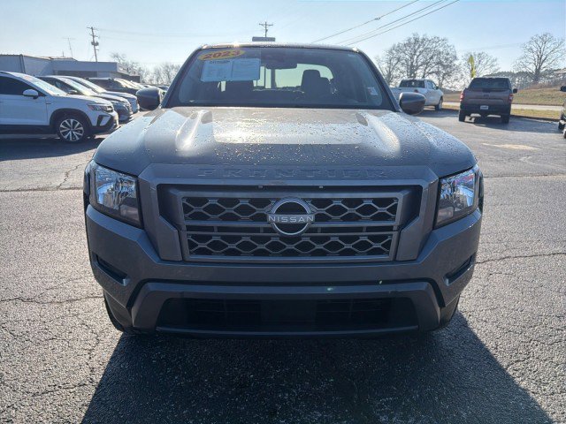 Used 2023 Nissan Frontier SV w/ Technology Package image 3