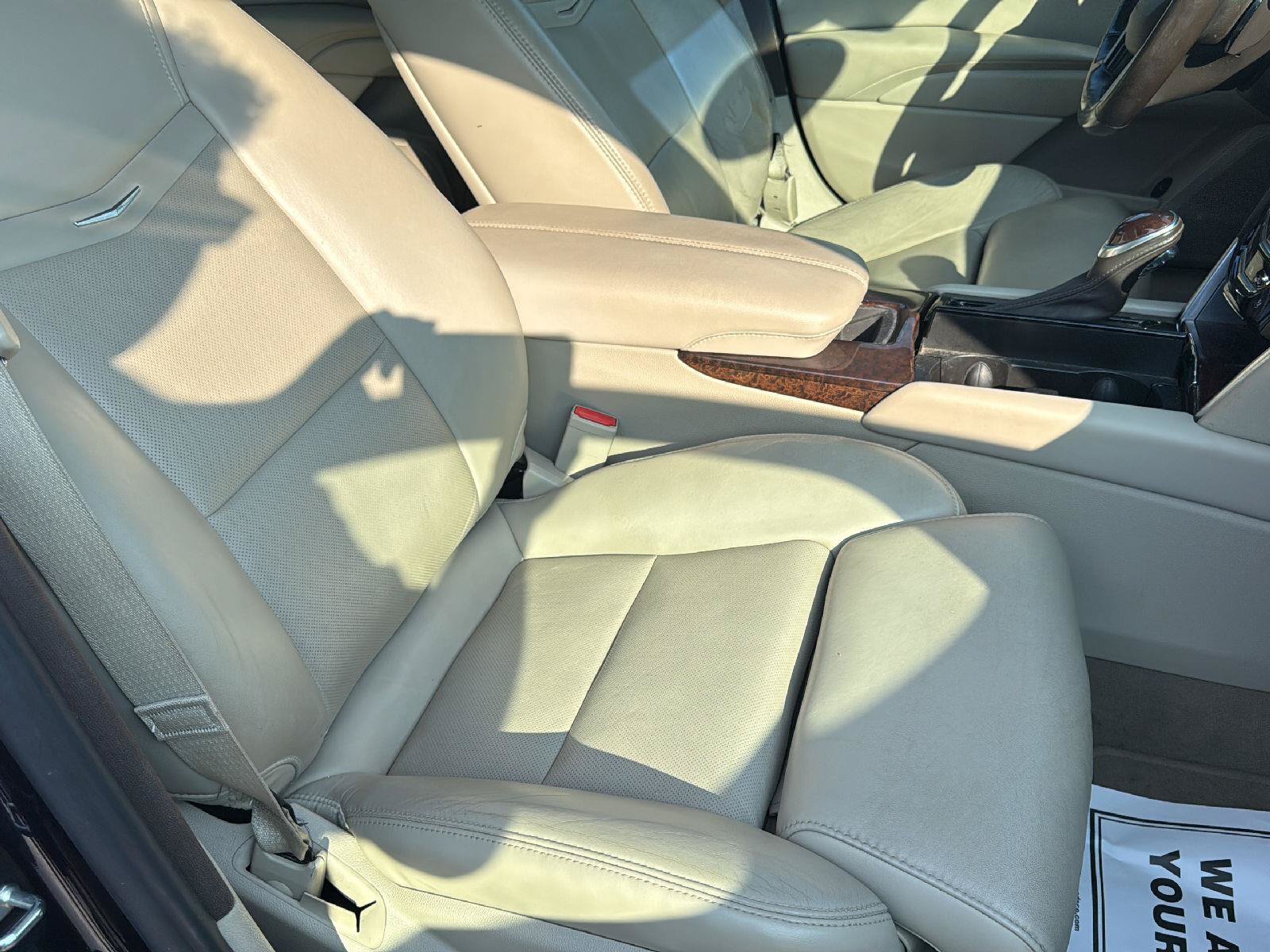 Used 2013 Cadillac XTS Luxury w/ Driver Awareness Package FWD image 32
