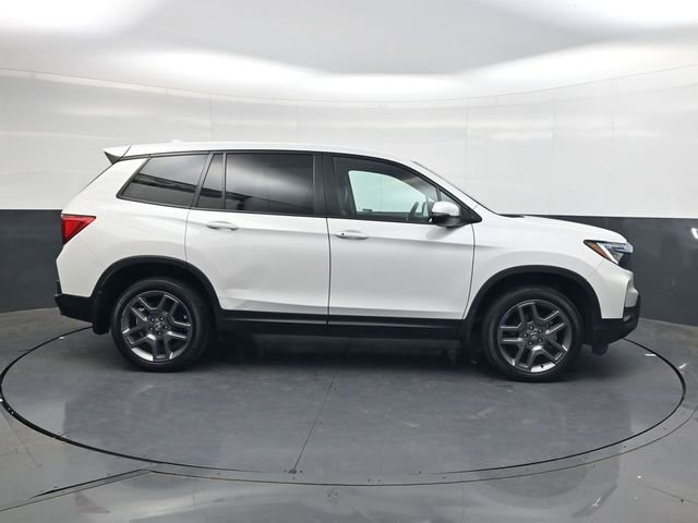 Used 2023 Honda Passport EX-L image 3