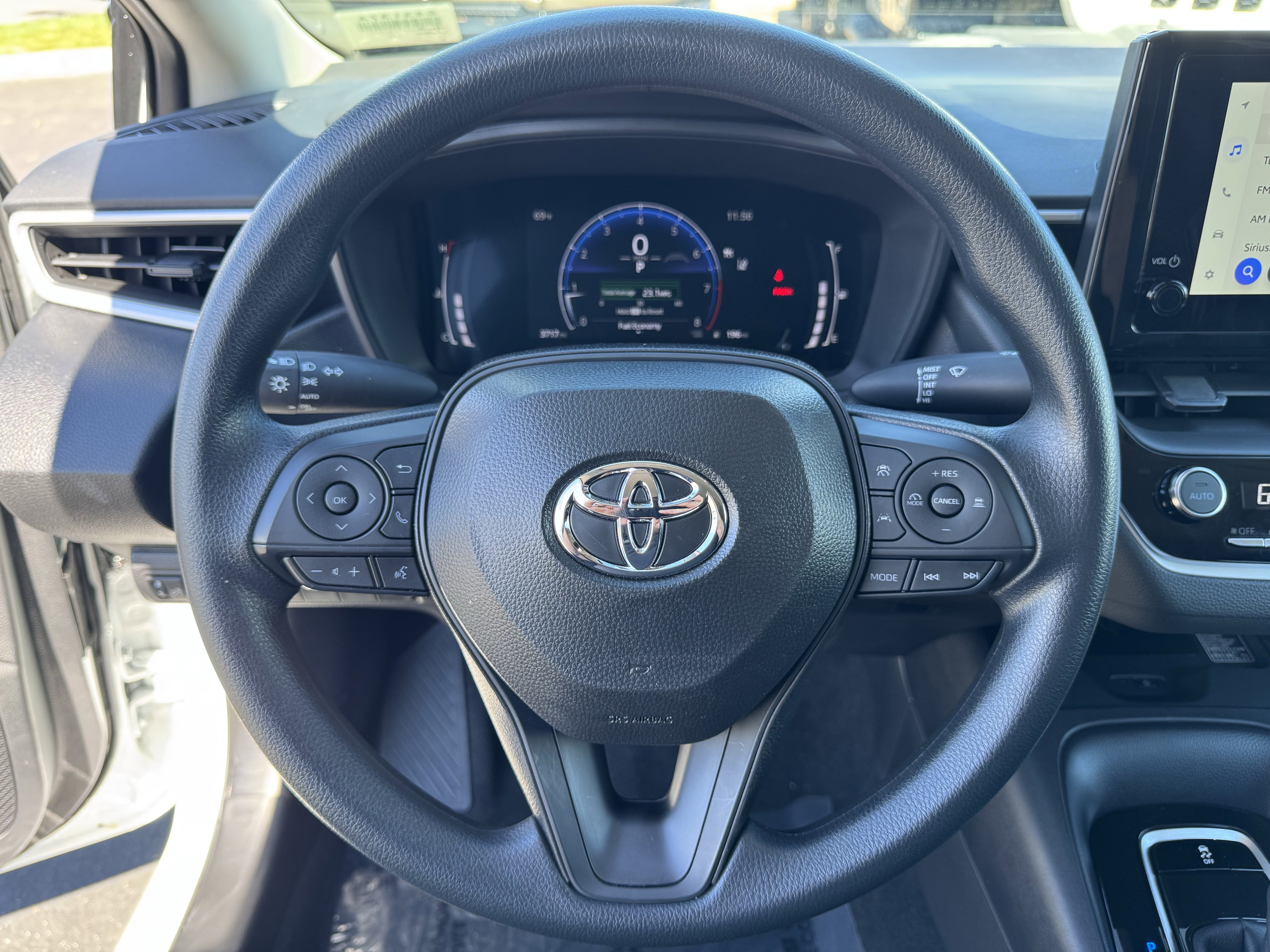 Used 2026 Toyota Corolla LE w/ LE Premium Package image 19