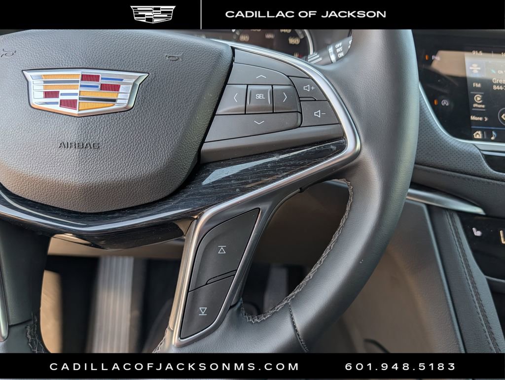 Certified 2025 Cadillac XT5 Premium Luxury image 29