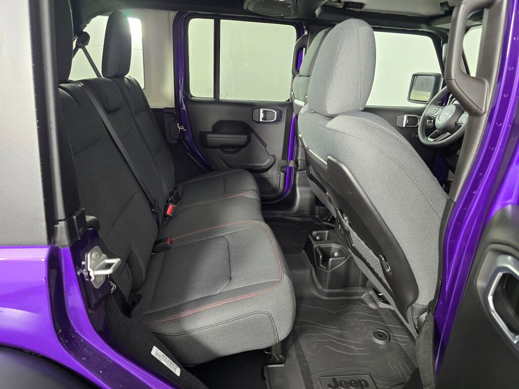 New 2026 Jeep Wrangler Unlimited Rubicon w/ Steel Bumper Group image 34