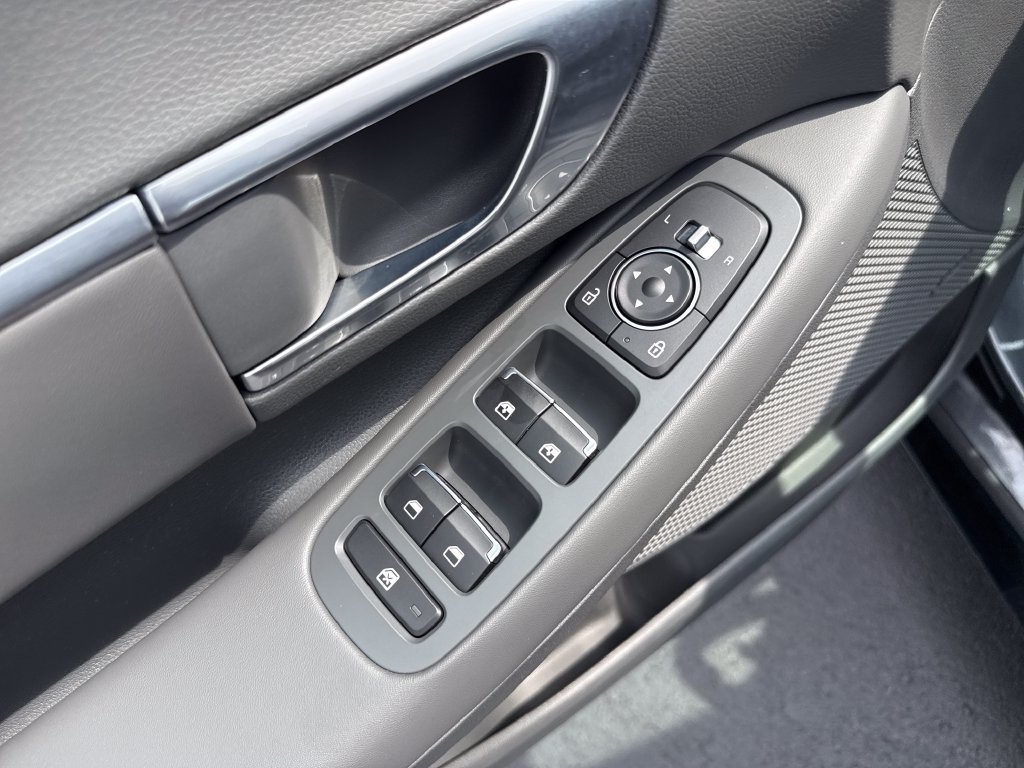 Used 2023 Hyundai Sonata SEL Plus FWD image 10
